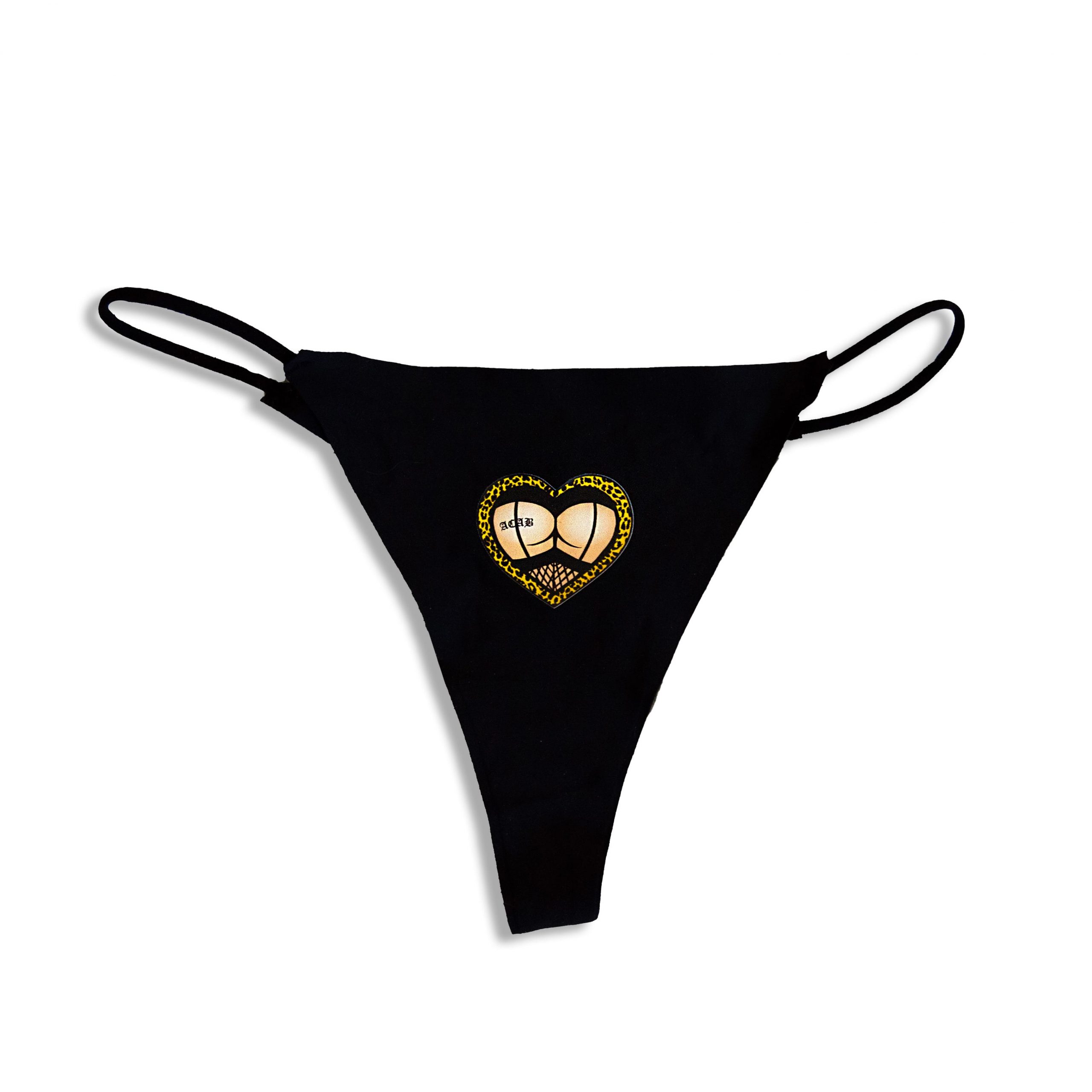 Tanga diseño corazón